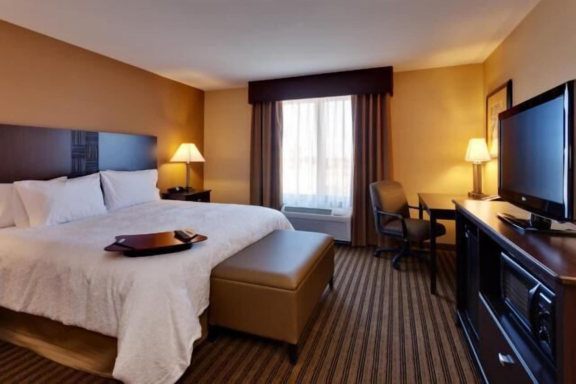 Hampton Inn & Suites Fresno - Northwest Herndon Bagian luar foto