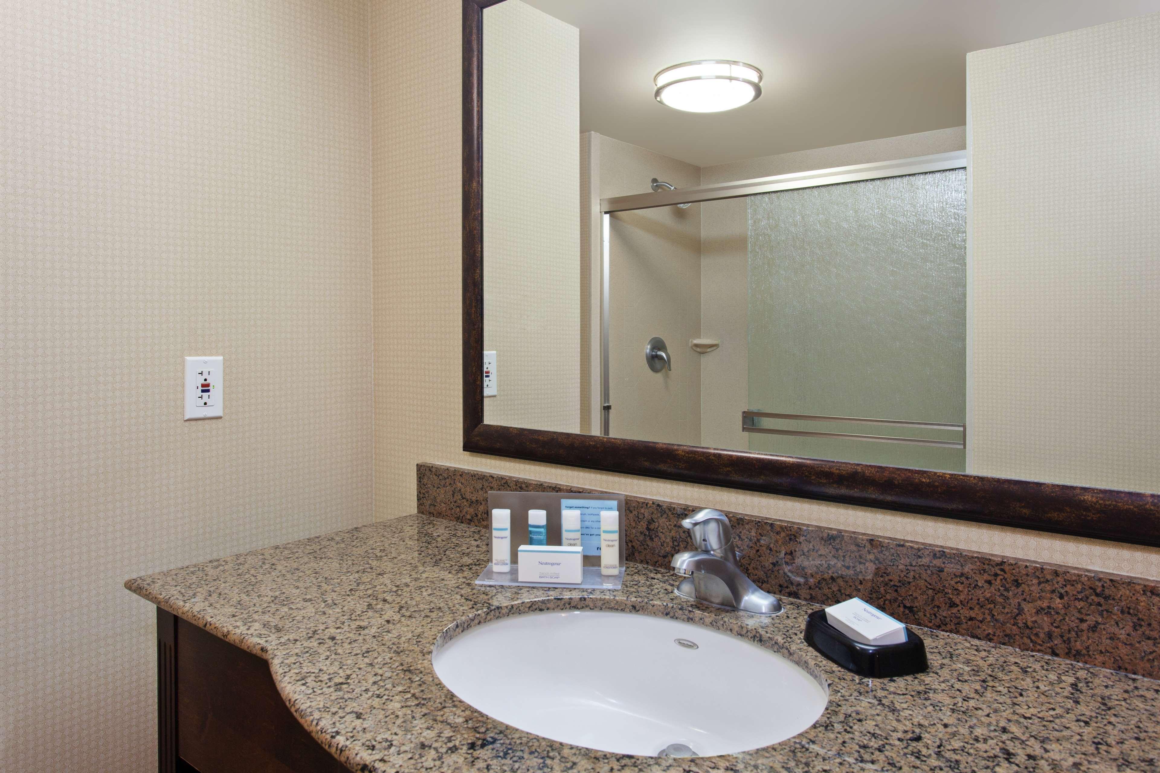 Hampton Inn & Suites Fresno - Northwest Herndon Bagian luar foto