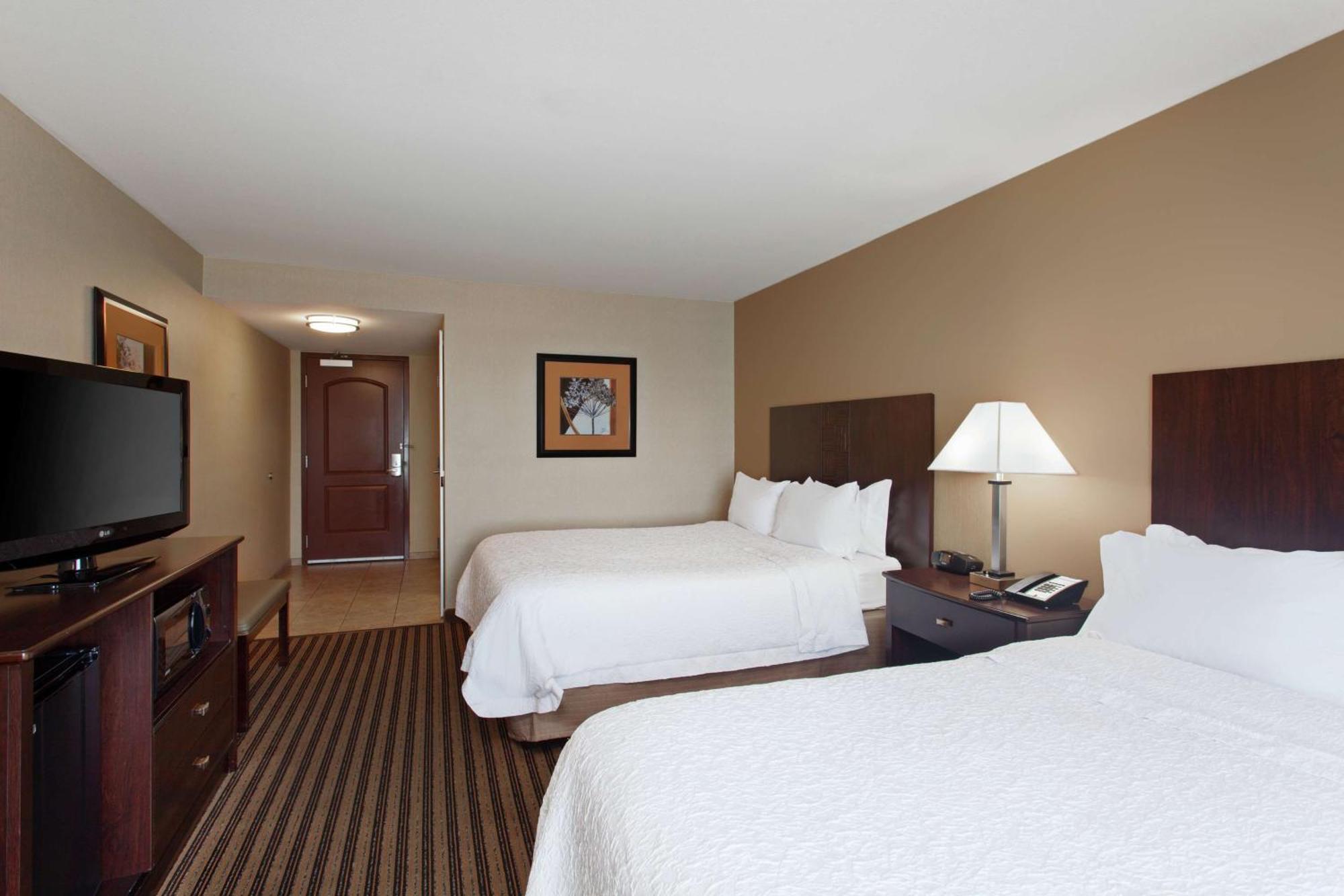 Hampton Inn & Suites Fresno - Northwest Herndon Bagian luar foto